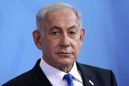 E kritikoi, por Netanyahu pranon t’i bashkohet Bordit të Paqes së Trumpit