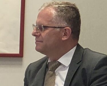 Bislimi reagon pas ftesës për Kurtin nga Prokuroria Speciale: Pse kjo nguti?