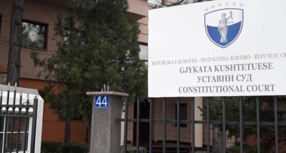 Gjykata reagon pas tërheqjes së kërkesës së presidentes shkak i Labanit: Kërkesat i trajtojmë me paanshmëri, përkushtim dhe profesionalizëm
