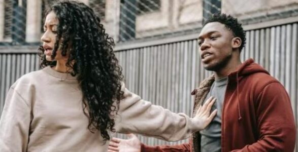 Disa mënyra si të silleni nëse takoheni rastësisht me ish-in tuaj