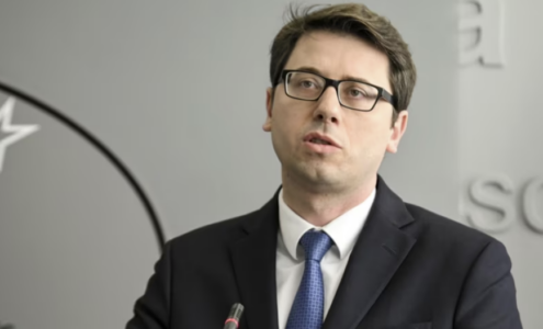 Murati: Sot dalin pagat e sektorit publik dhe shtesat prej 100 eurosh