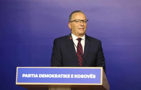 Hamza për Qeverinë e re: Pres bashkëpunim me LDK, AAK dhe parti tjera, VV të reformohet në opozitë