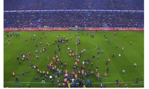 Arrestohen 12 tifozë të Trabzonsporit, shkak trazirat pas ndeshjes me Fenerbahcen