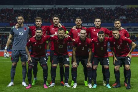 Zyrtare: Formacioni startues i Shqipërisë kundër Suedisë