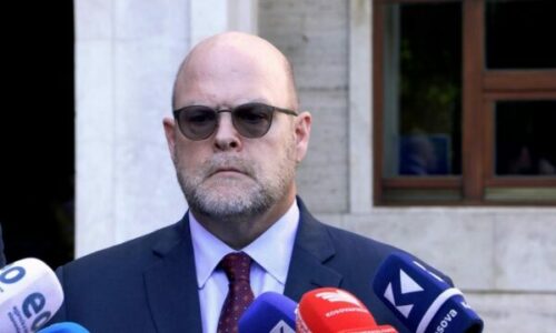 E konfirmon Hovenier: FBI-ja po e heton sulmin në Ibër-Lepenc