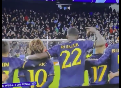 Bëhet viral momenti kur Rudiger i tregon Luninit se në cilën pjesë godet Kovacic nga penalltia (VIDEO)