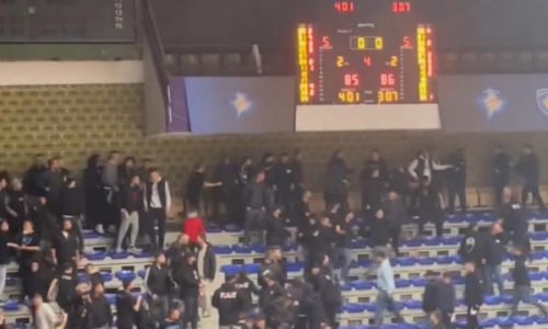 Plisat përleshen me Policinë pas humbjes së Prishtinës nga Trepça