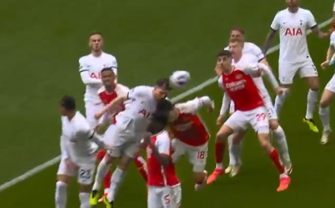 Arsenali shënon golin e parë ndaj Tottenhamit, erdhi si dhuratë