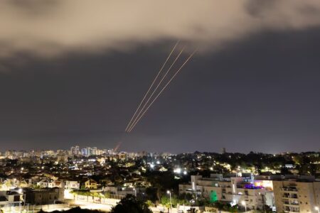 ShBA e konfirmon sulmin e Izraelit me raketa brenda Iranit