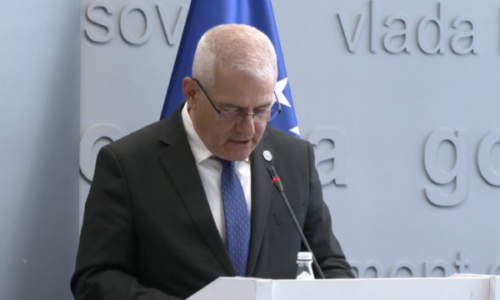 “U pyetën për lidhjet me UÇK-në”: Sveçla thotë se rreth 1 mijë e 500 qytetarë u bllokuan në Serbi