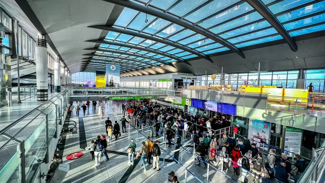 Çifti i moshuar nga Kosova arrestohen në aeroportin e Dortmundit në prani të mbesës së tyre