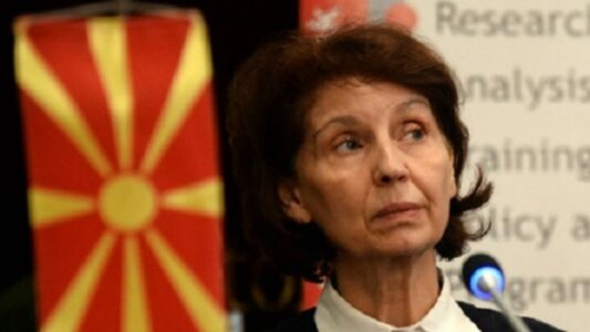 Presidentja e Maqedonisë së Veriut: Jemi të turpëruar nga thirrjet raciste ndaj shqiptarëve në Kumanovë