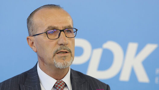 Haxhiu: Qeveria Kurti, 5 vite dështim në shëndetësi, s’mund të menaxhojnë as rojet e QKUK-së