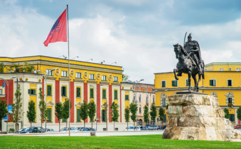 Popullsia në Shqipëri: 50,5 % gra dhe 49,5 % burra