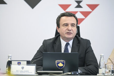 Kurti nuk pranon të deklarohet nëse ka pranuar ftesen e dytë nga Prokuroria Speciale