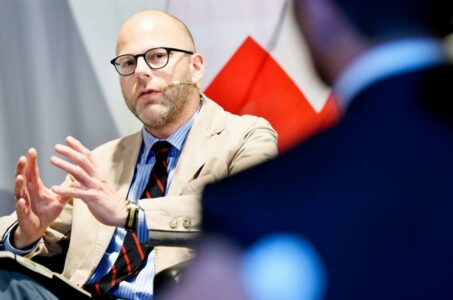 Vogel pas fitores së Trump: Kam frikë se ideja për shkëmbim territoresh do të rikthehet sërish