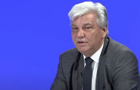 Kryeziu bën thirrje: Dashuria për atdheun duhet të jetë më e madhe se urrejtja për njëri-tjetrin