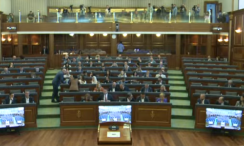 Më 2 dhjetor Kuvendi debaton për qeverisjen e Kurtit