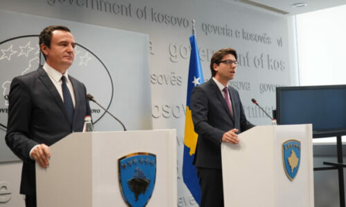 Kurti e Murati mbajnë konferencë për media