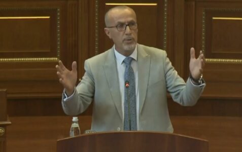 Haxhiu: Me VV-në në pushtet janë rritur pagat e politikanëve, për punëtorët s’ka pasur ndryshim