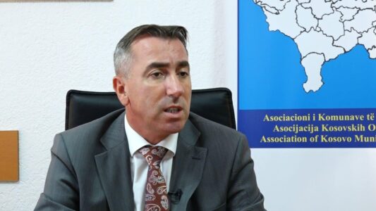 Ibrahimi: Komunat drejt falimentimit, vetëm për tre muaj iu morën 31.6 milionë euro