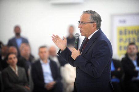 Hamza: Jemi të përkushtuar që t’i rikuperojmë marrëdhëniet me SHBA-në e BE-në