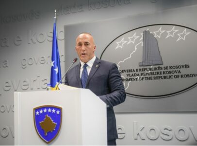 Haradinaj për protestën e SBASHK: Qeverisë i ka humb rruga, me mua në qeverisje paga mesatare do të jetë 1 mijë euro për mësimdhënësit