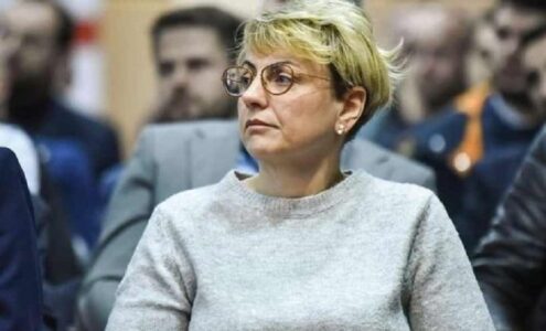 Mihali kapet me Haradinajn dhe Tahirin: Jeni si rrufe n’lexim, Kushtetuesja s’ka pasë tjetër ç’të thotë përveçse konstituoni Kuvendin