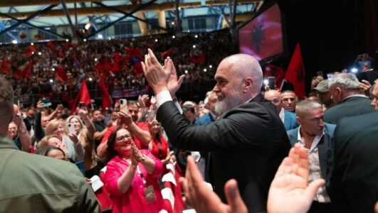 Edi Rama me parashikim për zgjedhjet e 11 majit: 77 mandate, ndoshta edhe më shumë