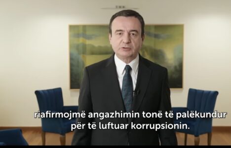 Mandati i shkoi me skandale, sot Kurti thotë se janë të angazhuar në luftën kundër korrupsionit