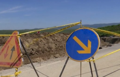 Nesër mbyllet për qarkullim një segment i rrugës Prishtinë – Pejë