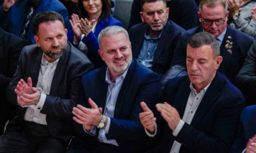 Visar Azemi në Vjenë: Bashkatdhetarët po tregojnë mbështetje të fuqishme, ndryshimi i madh më 9 shkurt