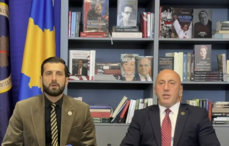 Analisti Arton Demhasaj aderon në AAK