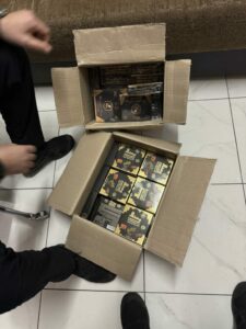 Në një barnatore të Vitisë, zbulohet bunkeri me barna te Serbisë dhe Maqedonisë Veriore