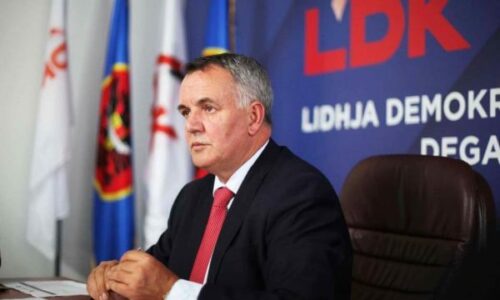 Ahmeti thotë se për katër vjet e transformoi Lipjanin: 53 fusha sportive, tri stadiume dhe administratë e re