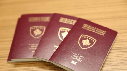 BE me rregull të ri: S’ka më vula në pasaportë