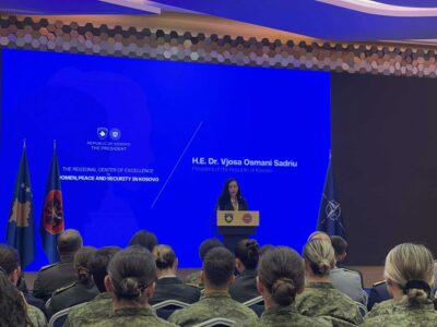 Osmani: Vetëm 10 për qind e ushtarakeve janë gra, nuk duhet mjaftuar me kaq