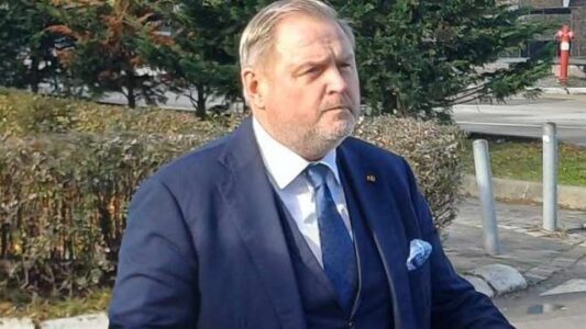 Terras shkon në veri, atje takohet me përfaqësuesit politik të komunitetit serb