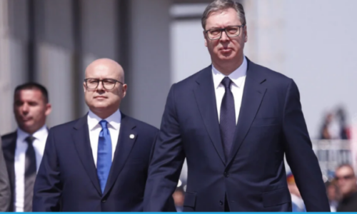 Zyrtare: Kryeministri i Serbisë jep dorëheqje