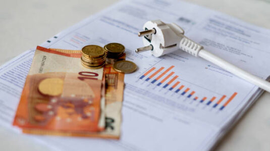 Paralajmërohet skenar negativ: Nga rritja eventuale prej 21% e çmimit të rrymës, ekziston rreziku real për destabilizim social