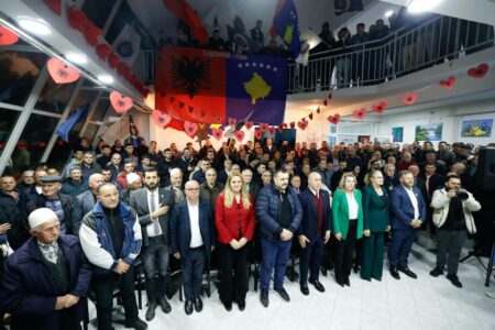 “Dritë për Komunat” – AAK nis fushatën zgjedhore të shtunën në Prishtinë në ora 13:00