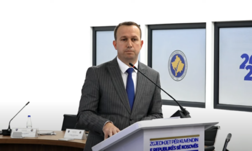 Ngjyra që po fshihet, zëdhënësi i KQZ-së: S’është e vetmja masë e sigurisë, nënshkrimi ia pamundëson votuesit që votojë sërish