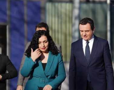 Osmani kritikon Qeverinë: E refuzuan heqjen e taksës ndaj Amerikës, Serbisë ia mbajmë taksën zero