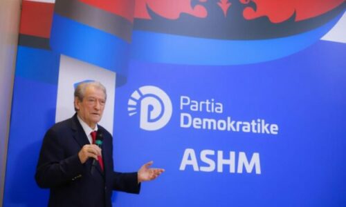 Sali Berisha Prezanton logon e fushatës së PD’së