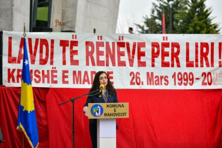 241 të vrarë në Krushë të Madhe, 113 në Krushë të Vogël, Osmani: Ua dogjën kufomat për ta shfarosur popullin tonë