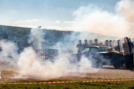 Ushtarët e KFOR-it trajnohen për kontroll të trazirave të turmës