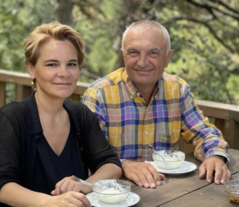 “Iku nga shtëpia në 1 prill”, Monika Kryemadhi flet për divorcin me Metën