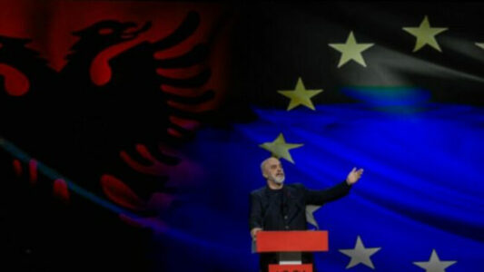 Rama: Duhet të hiqet ligji i luftës, hapim epokë të re të partneritetit strategjik mes Shqipërisë dhe Greqisë