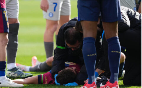 E trishtë: Barcelona nuk zbret sonte në fushë, vdes mjeku i ekipit