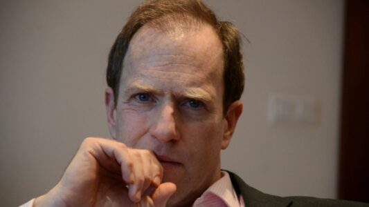 Less thotë se Kosova duhet të ndërmarrë dy hapa kyçë për të ruajtur vëmendjen e aleatëve të saj